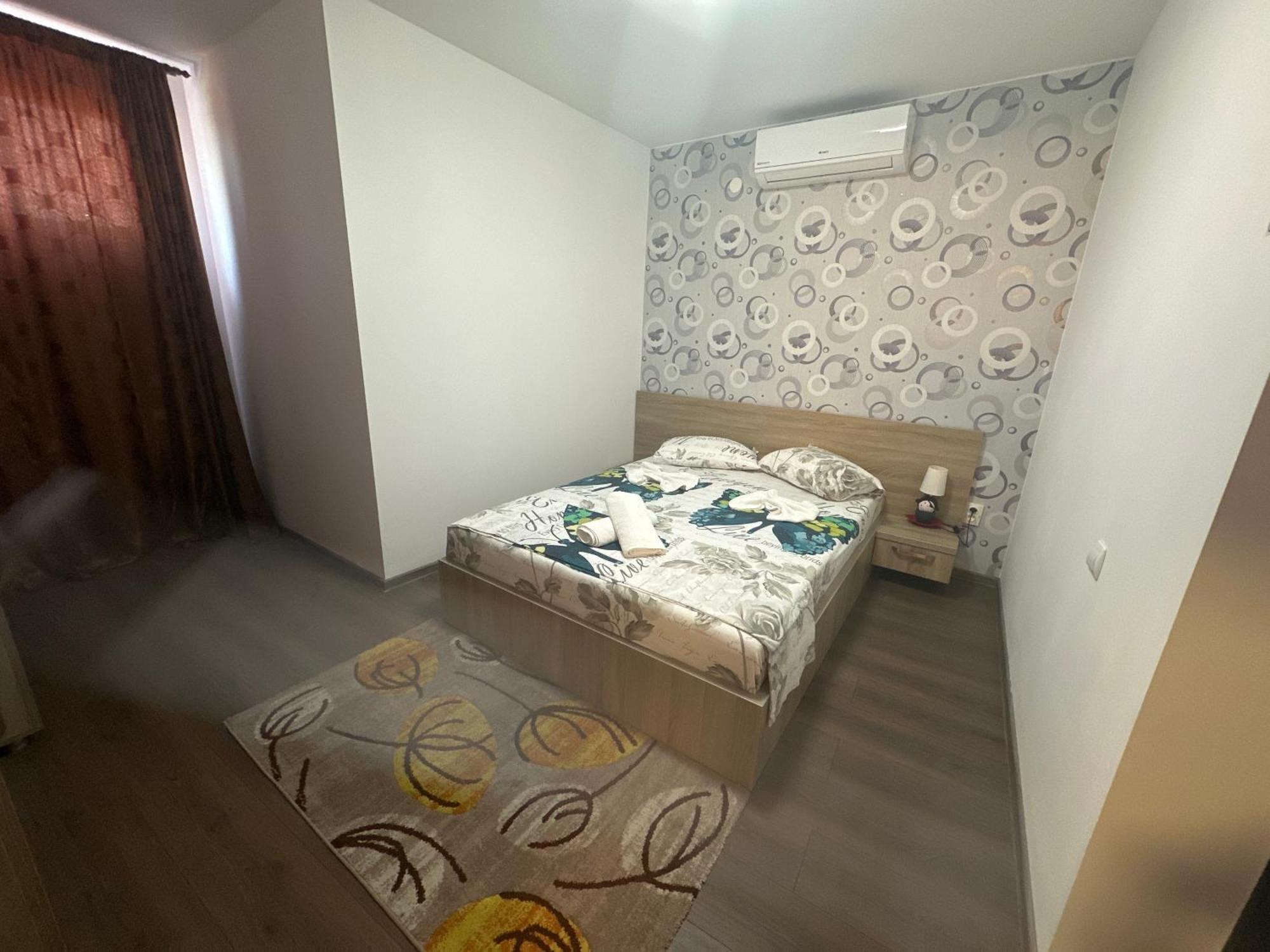 ホテル Casa Clau Orşova エクステリア 写真