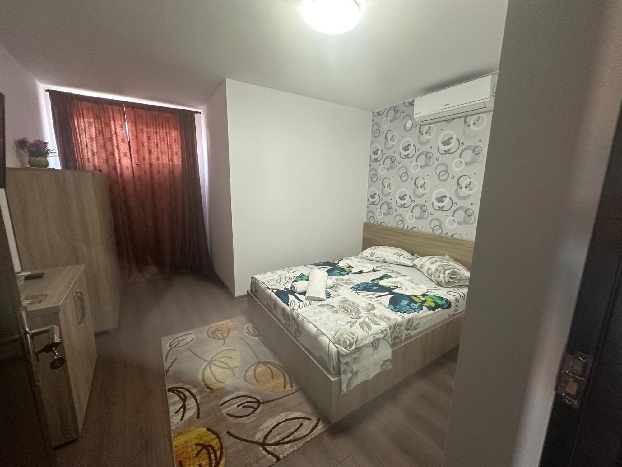 ホテル Casa Clau Orşova エクステリア 写真