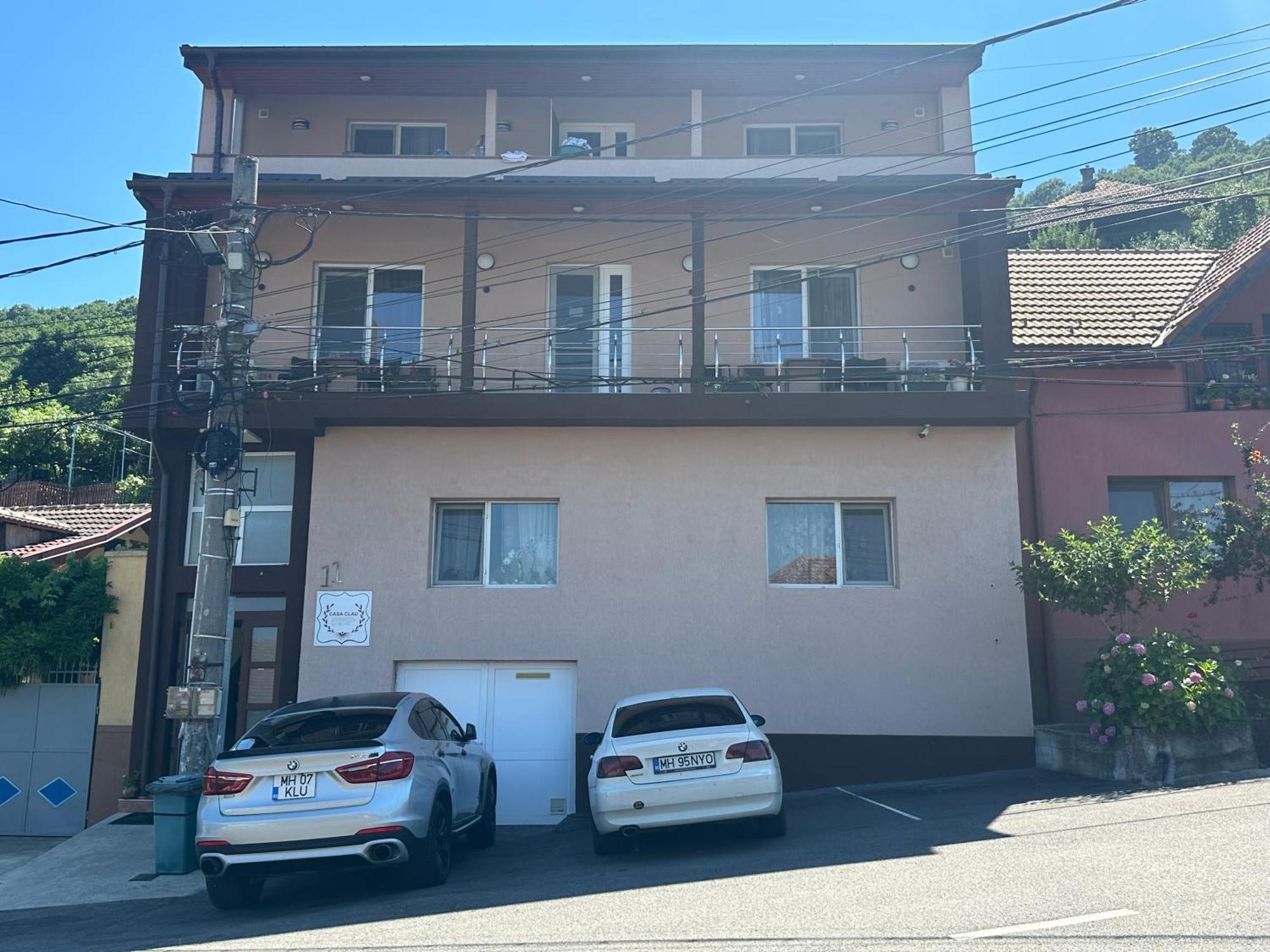 ホテル Casa Clau Orşova エクステリア 写真